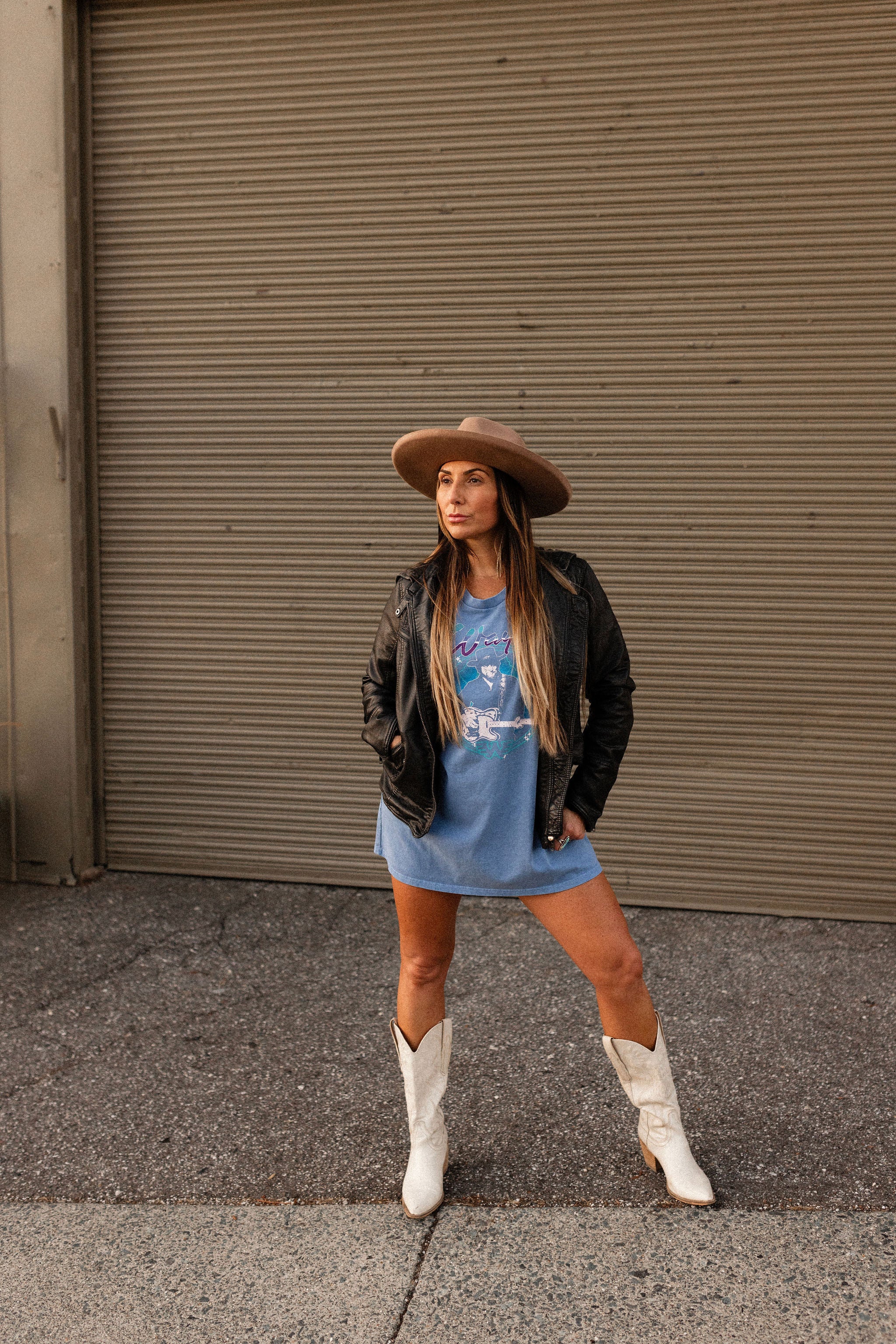 Waylon Lighting 90’s Tee