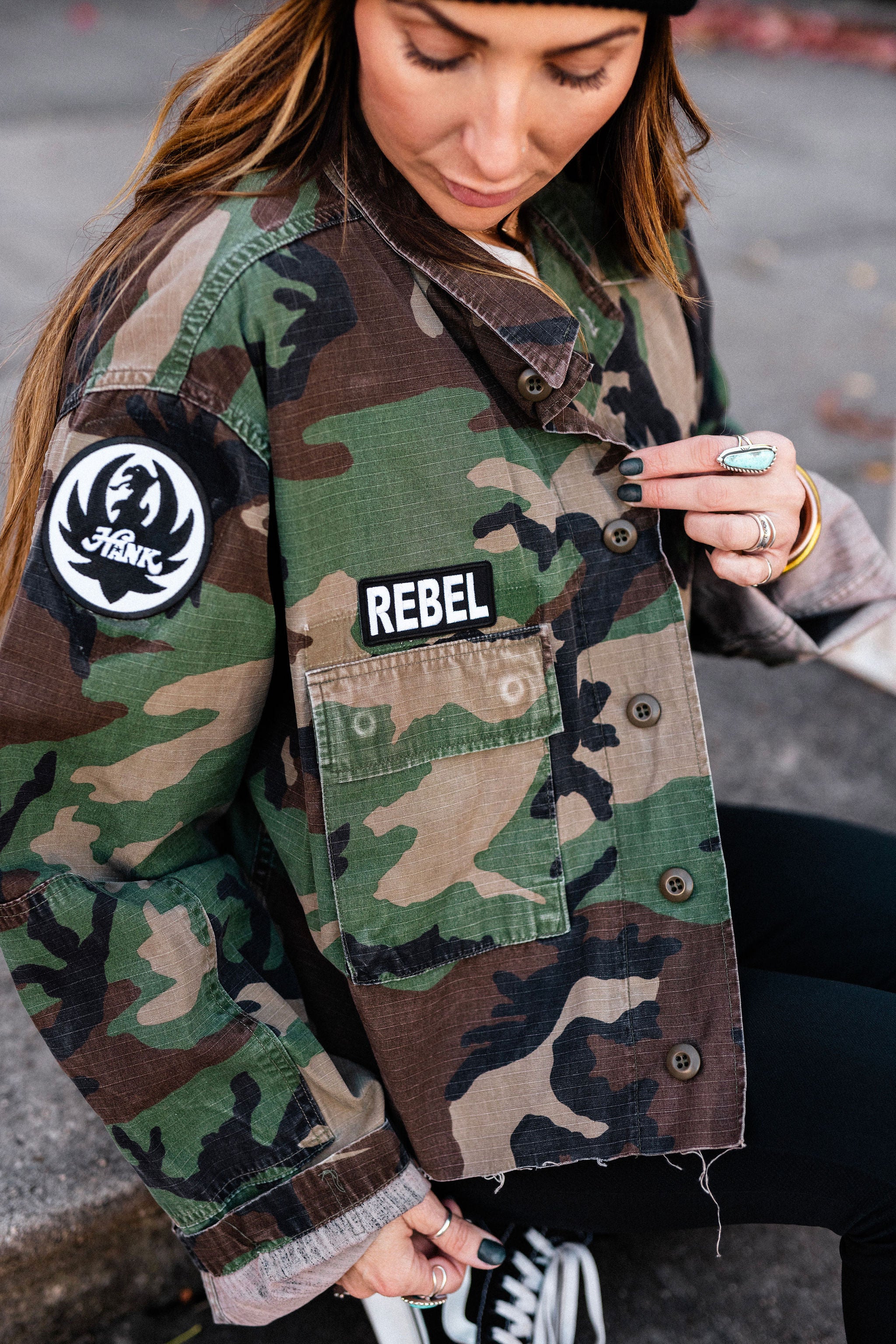 Hank Williams Jr- Country Boy Can Survive