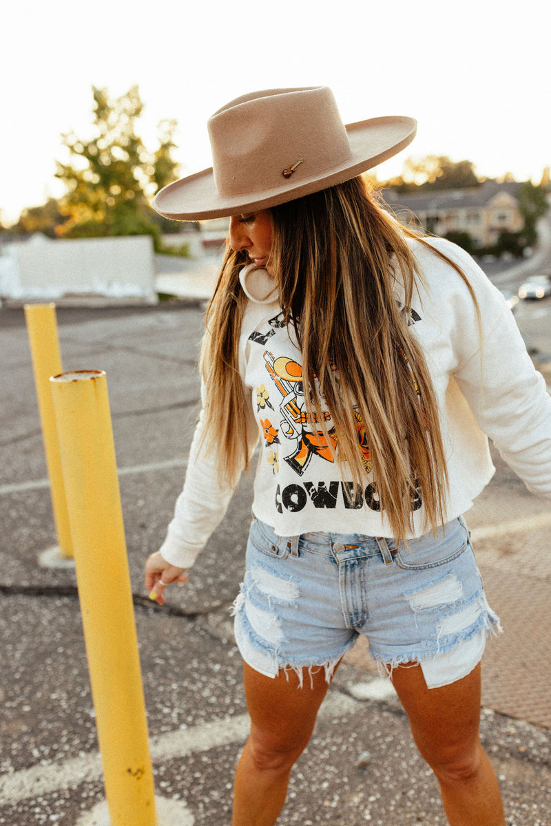 Women's Wrangler Long Live Cowboys Cinched Fleece Pullover