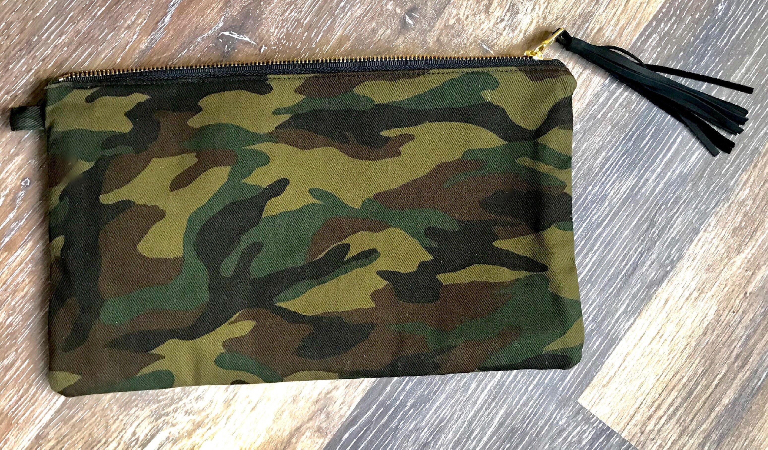 Nina Camo Clutch - Waylon + Willie Boutique